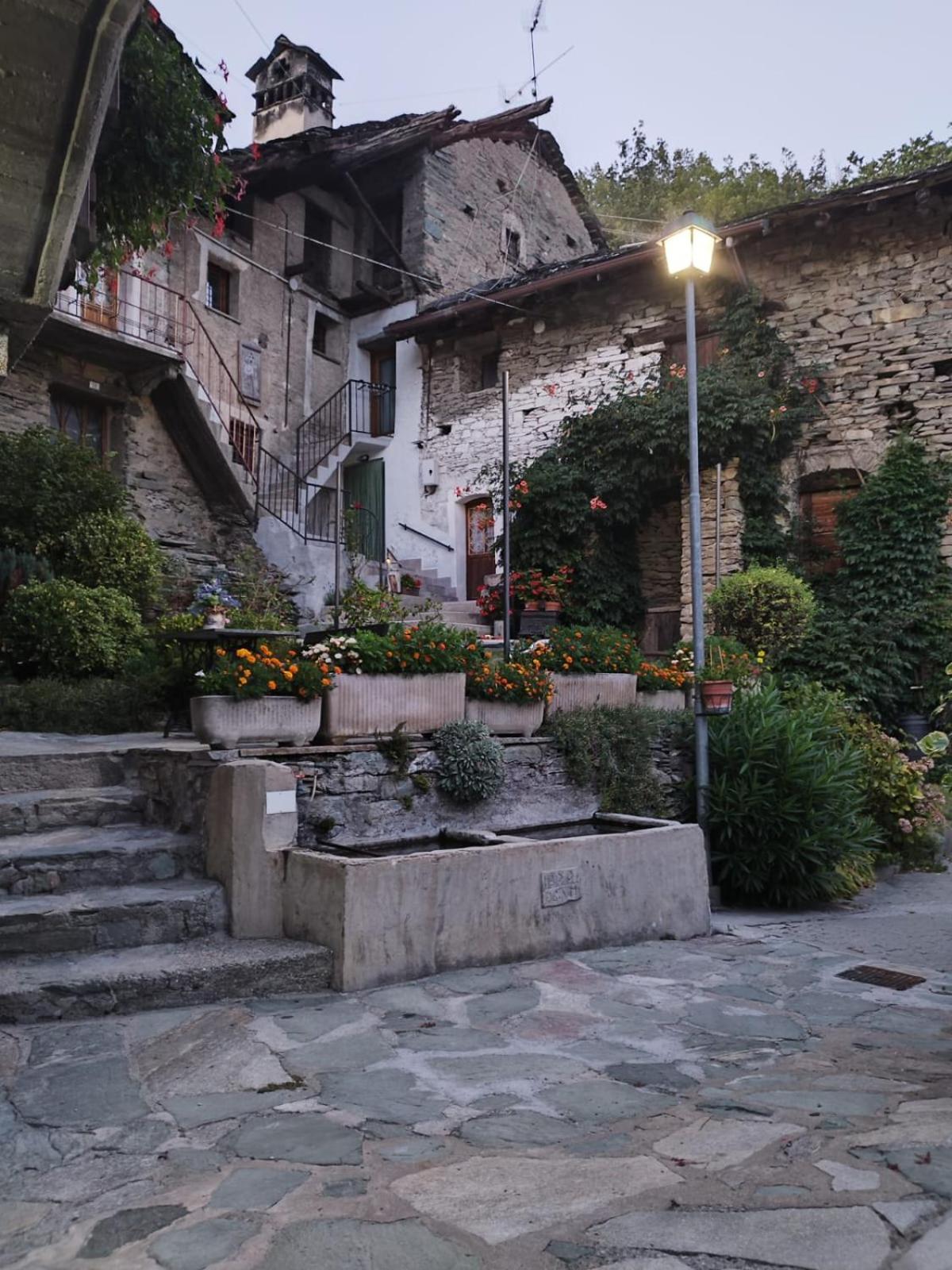 Hameau Gubioche, Casa Vacanze Chambave Buitenkant foto